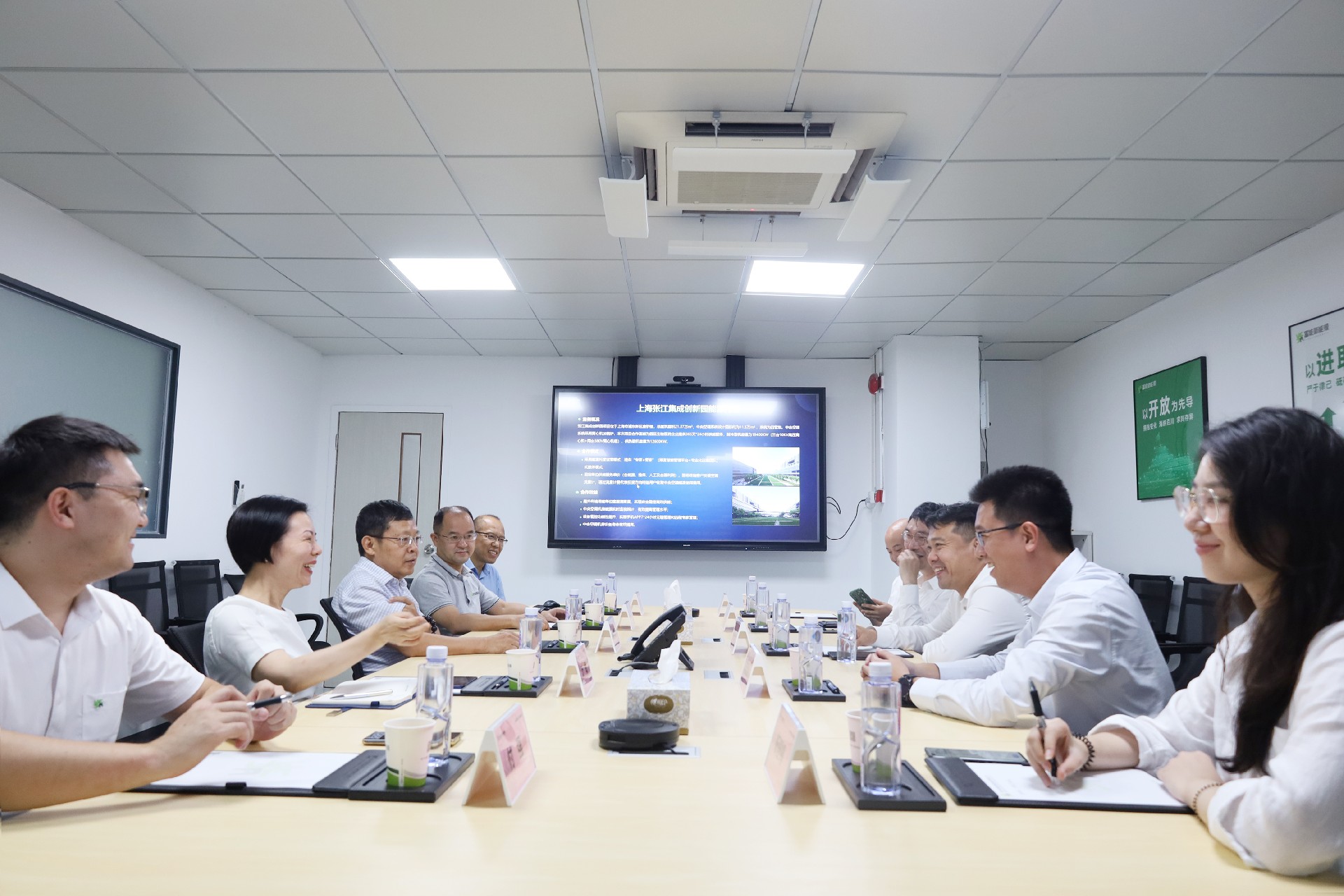 1695628214903676.jpg IMG_5842.JPG